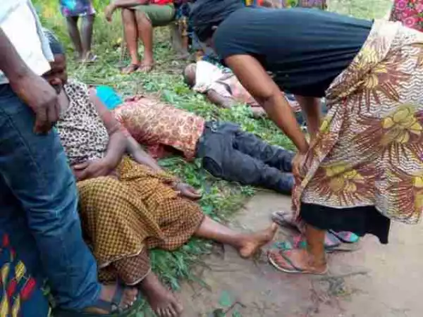 Viewer’s Discretion:- SARS Officers Open Fire On Youths In Rivers, Kill 3 (Graphic Photos & Video)